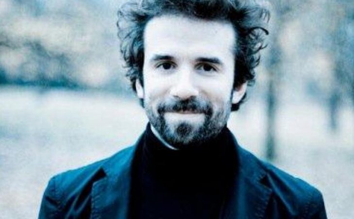 Faut-il changer ? Pourquoi ça ne change pas ? Comment faire pour que ça change ?