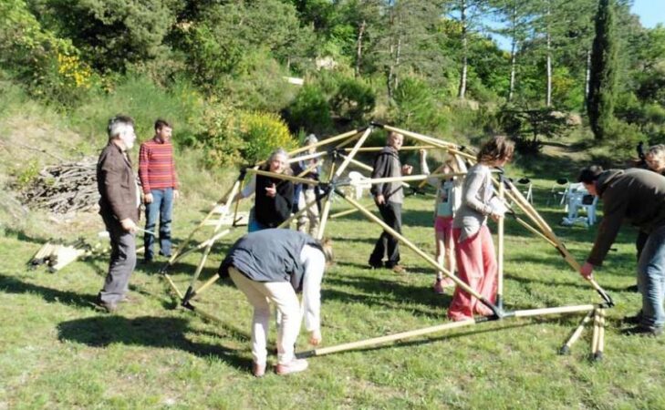 Happy-Terre, Une oasis en route vers une gouvernance collective