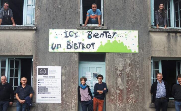 2. Ce sera là : à Locmélar !