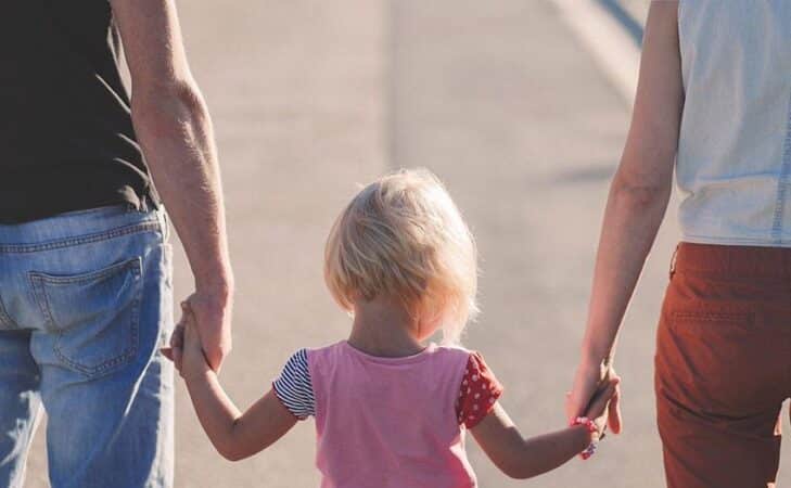 La CNV en pratique :  le témoignage d’un père confiné